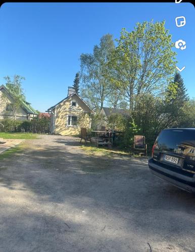 Yksio lahella Kupittaa Rautatieasemaa Turku in Itaharju Yksio lahella Kupittaa Rautatieasemaa Turku in Itaharju
