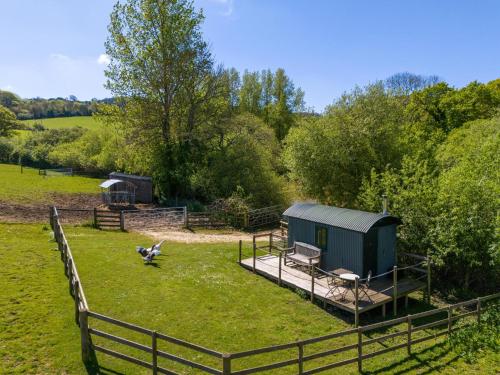 Hotellet från utsidan, The Hut in Godshill and Wroxall Hotellet från utsidan, The Hut in Godshill and Wroxall