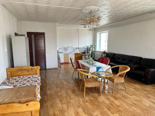 Selenge in Moron Selenge in Moron