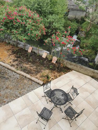 Le gîte de Melly (Le gite de Melly) in Belesta Le gîte de Melly (Le gite de Melly) in Belesta