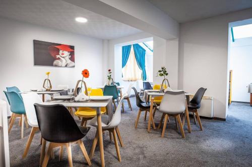 Mâncare şi băutură, HOTEL CIAO in Târgu Mureș Mâncare şi băutură, HOTEL CIAO in Târgu Mureș