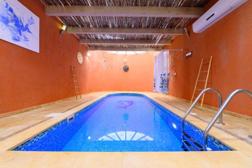 Úszómedence, כרמל במדבר in Sde Boker Úszómedence, כרמל במדבר in Sde Boker