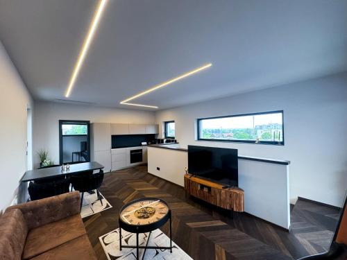 LUXUS-PENTHOUSE mit Weitblick uber Graz in Seiersberg LUXUS-PENTHOUSE mit Weitblick uber Graz in Seiersberg