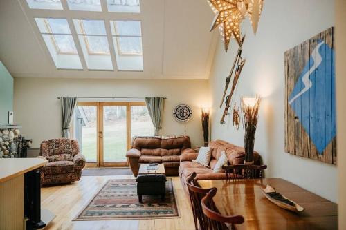 NEW! Townhouse - Tenney Mountain Resort in Plymouth NEW! Townhouse - Tenney Mountain Resort in Plymouth