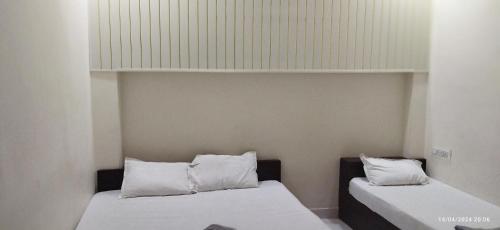 Shree Gajlaxmi Hotel in Ujjain Shree Gajlaxmi Hotel in Ujjain
