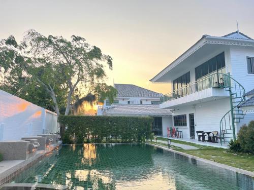 Swimming pool, Pailin Pool Villa,HuaHin near Civil Aviation Training Center Swimming pool, Pailin Pool Villa,HuaHin near Civil Aviation Training Center