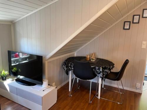 Sentrumsnært studio ved Bugården (Sentrumsnært studio ved Bugarden) in Sandefjorda Sentrumsnært studio ved Bugården (Sentrumsnært studio ved Bugarden) in Sandefjorda