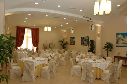 那不勒斯里奇米尼商务酒店 (Le Cheminee Business Hotel Napoli) in 机场 那不勒斯里奇米尼商务酒店 (Le Cheminee Business Hotel Napoli) in 机场