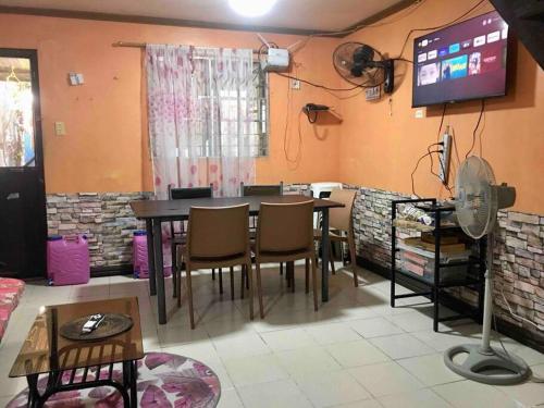 7pax, 2 AC BR,Videoke,Games,Netflix,Cook,Parking in โรดริเกซ 7pax, 2 AC BR,Videoke,Games,Netflix,Cook,Parking in โรดริเกซ