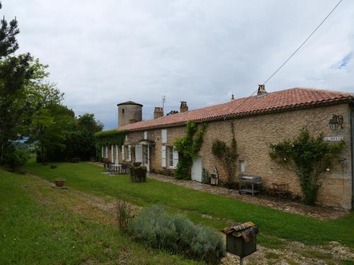La maison de Maitre Meunier in Saint-Pierre-de-Bat La maison de Maitre Meunier in Saint-Pierre-de-Bat