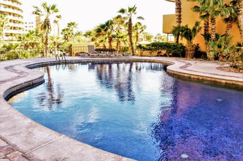 Swimming pool, Bella Sirena Condo 201-E - Elegant Condo with Sunrise Sea Views in Puerto Penasco Swimming pool, Bella Sirena Condo 201-E - Elegant Condo with Sunrise Sea Views in Puerto Penasco