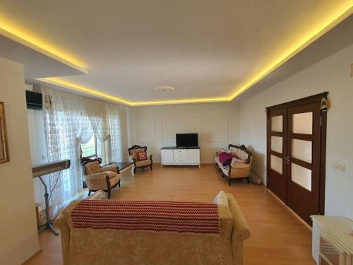 Villa Albayrak; Trabzon'da 4+1 Şık Villa (Villa Albayrak; Trabzon'da 4+1 Sık Villa) in Akyazi Villa Albayrak; Trabzon'da 4+1 Şık Villa (Villa Albayrak; Trabzon'da 4+1 Sık Villa) in Akyazi