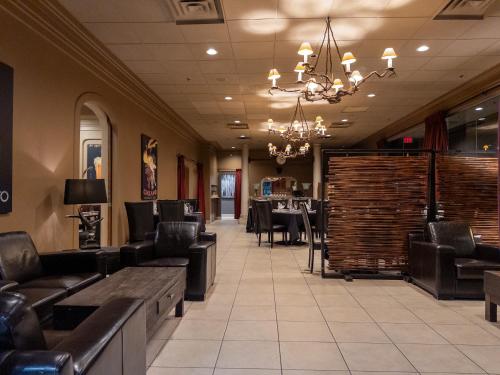 Restaurant, Carriage House Hotel & Conference Centre in Calgary (AB) Restaurant, Carriage House Hotel & Conference Centre in Calgary (AB)