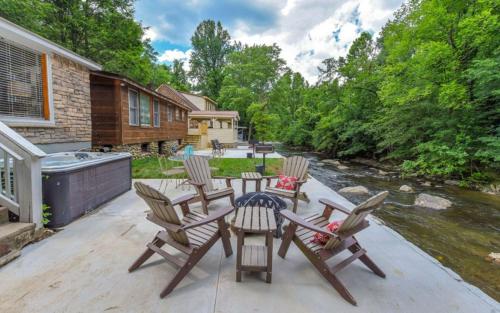 Facilities, River Romance in Gatlinburg (TN) Facilities, River Romance in Gatlinburg (TN)