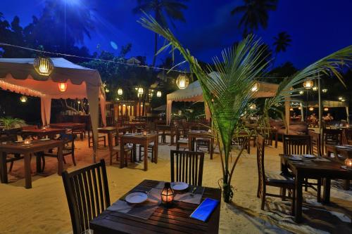 Restaurant, Thaproban Beach House in Unawatuna Restaurant, Thaproban Beach House in Unawatuna