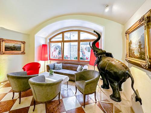 Előcsarnok, Hotel Elefant Family Business near Harangjáték Előcsarnok, Hotel Elefant Family Business near Harangjáték