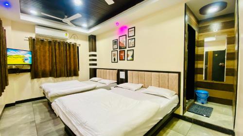 Hotel Gurukripa Inn in オムケアシュワー Hotel Gurukripa Inn in オムケアシュワー