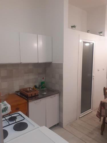 Apartment Zaputovic in Lepetane Apartment Zaputovic in Lepetane