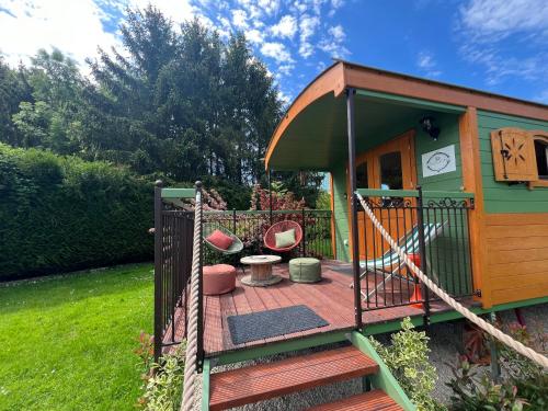 La Roulotte deluxe de Malpas in Quingey La Roulotte deluxe de Malpas in Quingey