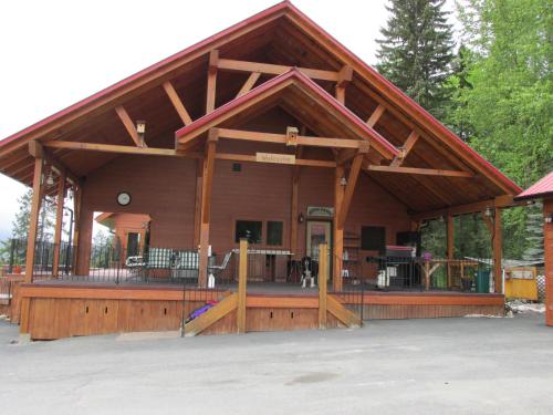 beard's creek bed and breakfast in Parson (BC) beard's creek bed and breakfast in Parson (BC)