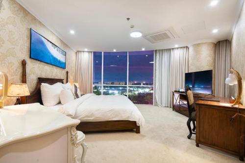 Phu My Harbour Hotel (Golf Phu My Hotel) in Vung Tau Phu My Harbour Hotel (Golf Phu My Hotel) in Vung Tau