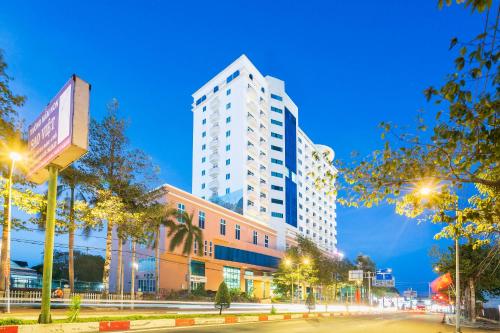 富美港酒店(高爾夫富美酒店) (Phu My Harbour Hotel (Golf Phu My Hotel)) in 頭頓 富美港酒店(高爾夫富美酒店) (Phu My Harbour Hotel (Golf Phu My Hotel)) in 頭頓