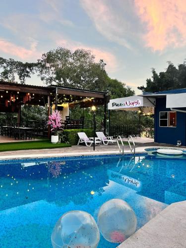 VILLA NAPOLI in Santa Ana VILLA NAPOLI in Santa Ana