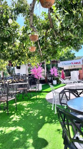 VILLA NAPOLI in Santa Ana VILLA NAPOLI in Santa Ana