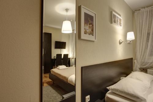 This photo about House of Ruehl shared on HyHotel.com