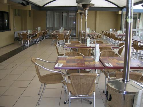 شرفة/ تراس, Overlander Hotel Motel in شيبارتون شرفة/ تراس, Overlander Hotel Motel in شيبارتون