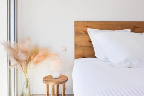 Luxury 1-Br apartment sea view parking