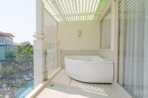 Balcony/terrace, The Sea Cret Hua Hin Hotel near Hua Hin Zoo Balcony/terrace, The Sea Cret Hua Hin Hotel near Hua Hin Zoo