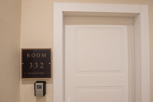 Facilities, SUITE 33 in Arenella Facilities, SUITE 33 in Arenella