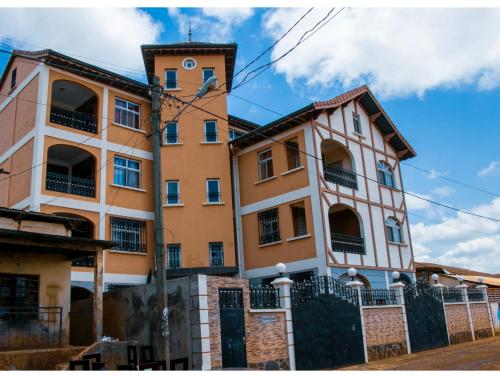 Résidence VICYMA app meublés haut standing Bafoussam (Residence VICYMA app meubles haut standing Bafoussam) in Bafoussam Résidence VICYMA app meublés haut standing Bafoussam (Residence VICYMA app meubles haut standing Bafoussam) in Bafoussam
