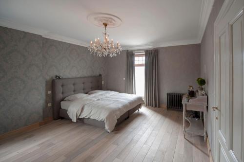 This photo about B&B Le Petit Chateau shared on HyHotel.com