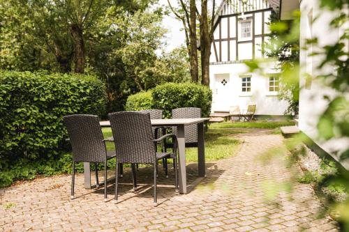 مدخل, Hof Köhne - Hexenhaus (Hof Kohne - Hexenhaus) in Schmallenberg Town Center مدخل, Hof Köhne - Hexenhaus (Hof Kohne - Hexenhaus) in Schmallenberg Town Center