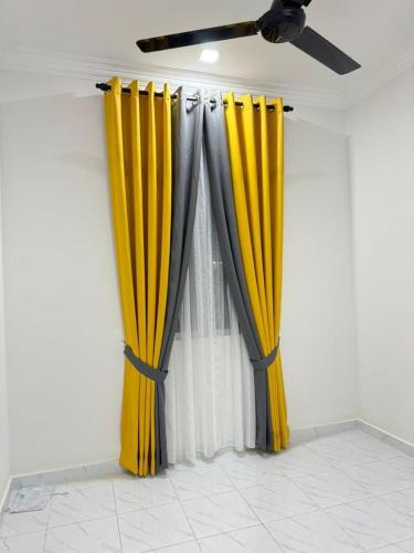 HOMESTAY ADINYO GETING in Pengkalan Kubor HOMESTAY ADINYO GETING in Pengkalan Kubor