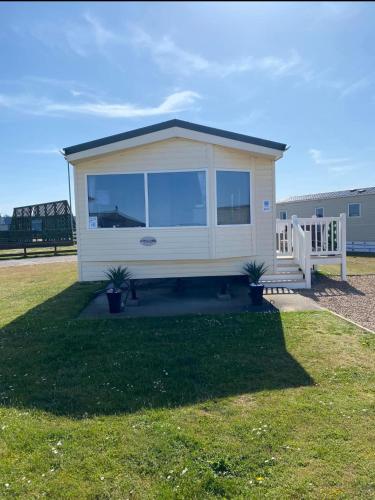 Cozy’s caravan hire in Lossiemouth Cozy’s caravan hire in Lossiemouth