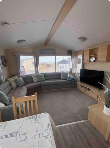 Cozy’s caravan hire in Lossiemouth Cozy’s caravan hire in Lossiemouth