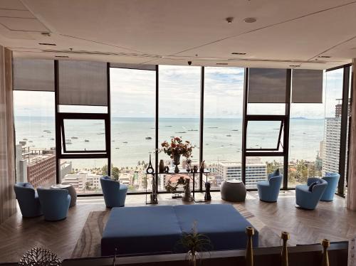 View, The base central pattaya near Classic Karaoke View, The base central pattaya near Classic Karaoke