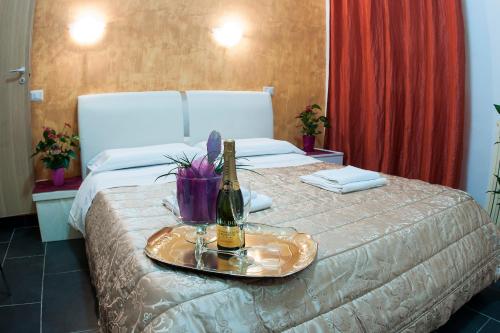 This photo about Gio' Suites shared on HyHotel.com