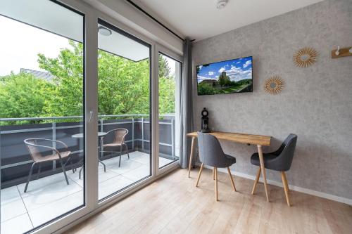 陽台/露台, SmartLiving Boardinghouse Bielefeld - 24h Check In in 萬樂 陽台/露台, SmartLiving Boardinghouse Bielefeld - 24h Check In in 萬樂