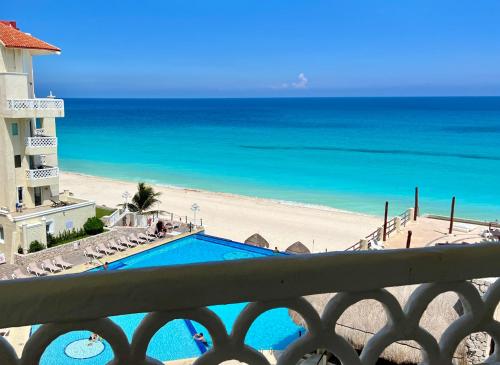 Beach and Ocean Front Apartments Cancun