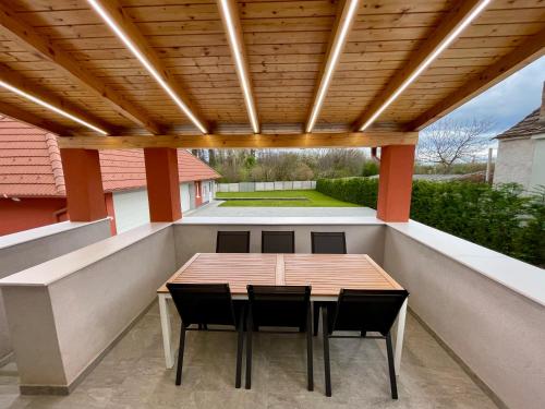K71 Guest House in ซารอด K71 Guest House in ซารอด