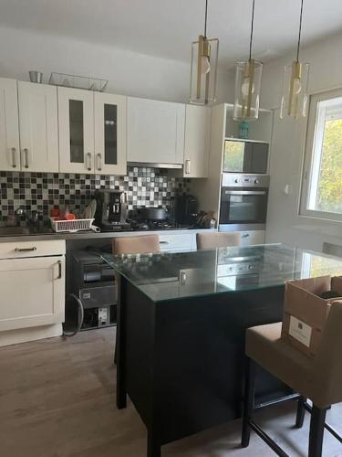 Bas de villa avec grande piscine in Sainte-Marguerite Bas de villa avec grande piscine in Sainte-Marguerite