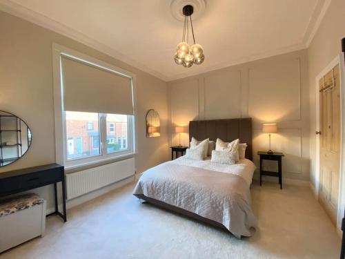 Beautiful Period York Property with free parking