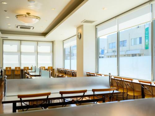 อาหารและเครื่องดื่ม, Hotel Econo Kameyama in ซูซูกะ อาหารและเครื่องดื่ม, Hotel Econo Kameyama in ซูซูกะ