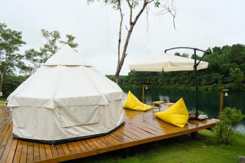 Muengtaboon Camping Park in Thung Yai Muengtaboon Camping Park in Thung Yai