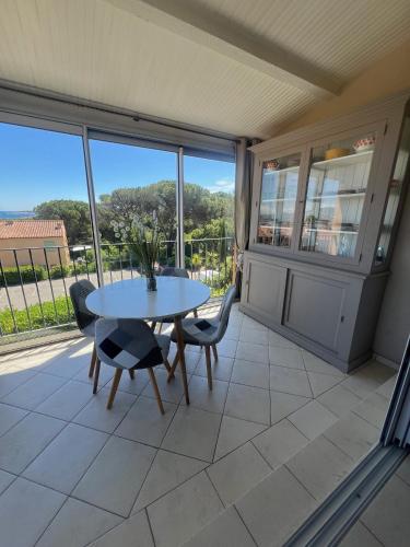 Appartement vue mer golfe de Saint-Tropez in Cogolin Appartement vue mer golfe de Saint-Tropez in Cogolin