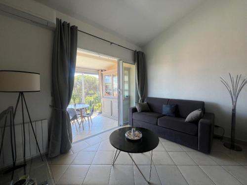 Appartement vue mer golfe de Saint-Tropez in Cogolin Appartement vue mer golfe de Saint-Tropez in Cogolin
